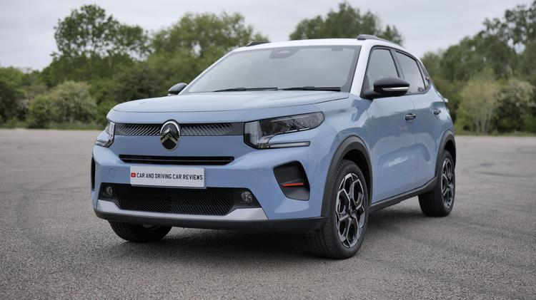 E-C3 ELECTRIC HATCHBACK Image